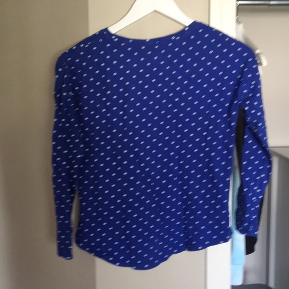 Old navy polka dotted long sleeve - Picture 2 of 3